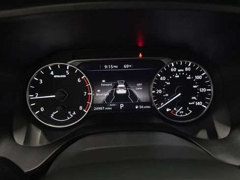 Used 2025 Nissan Rogue SV AWD/4WD image 19