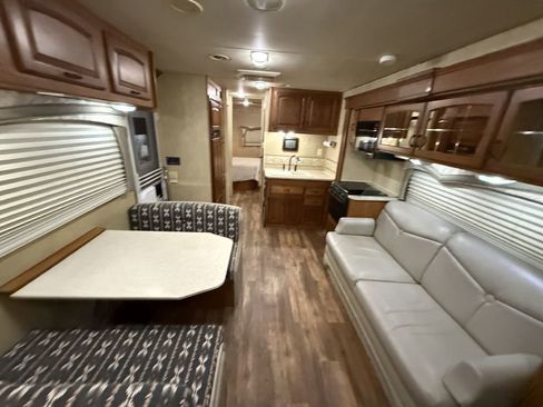 Used 2007 Ford E-450 and Econoline 450 image 37