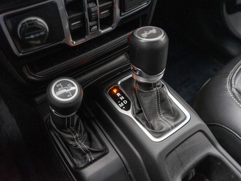 Used 2022 Jeep Wrangler Unlimited Sahara w/ LED Lighting Group image 21