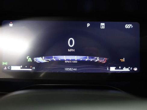 Used 2024 Jeep Grand Cherokee L Summit w/ Advanced Protech Group IV image 10