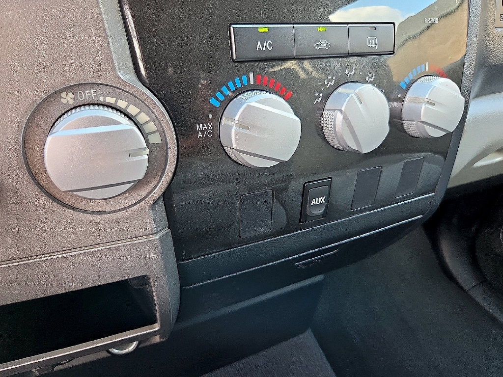 Used 2012 Toyota Tundra 2WD Double Cab w/ Tow Pkg image 16
