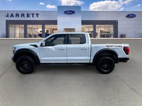 Used 2025 Ford F150 Raptor AWD/4WD image 4