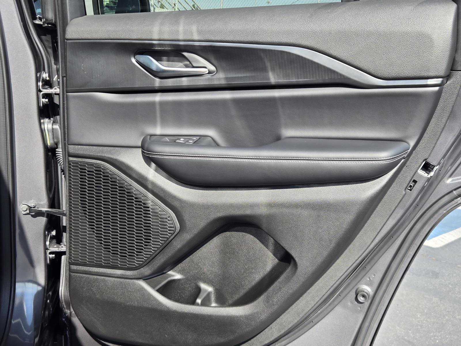 Certified 2025 Jeep Grand Cherokee Laredo X RWD image 30