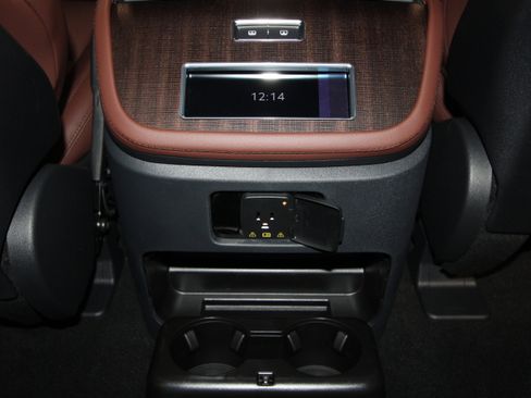 New 2025 Lincoln Navigator Reserve AWD/4WD image 29