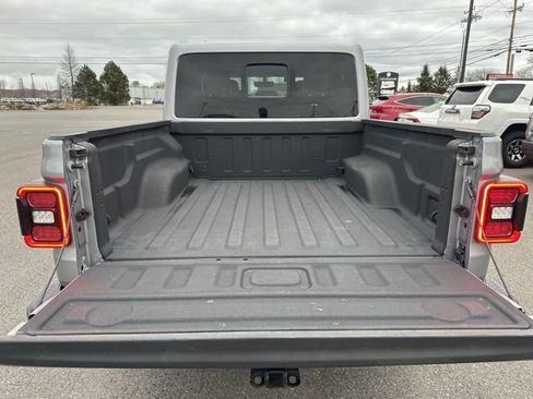 Used 2021 Jeep Gladiator Mojave image 12