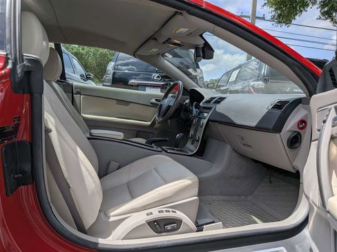 Used 2009 Volvo C70 T5 FWD image 17