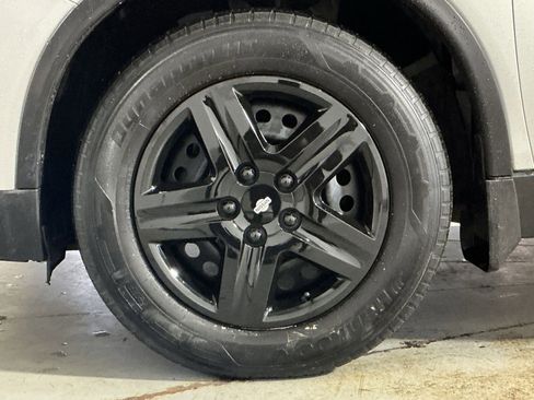 Used 2018 Nissan Rogue S image 20