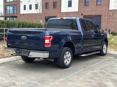 Used 2018 Ford F150 XLT image 4
