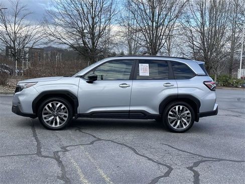 Used 2025 Subaru Forester Touring w/ Popular Package - Touring image 2