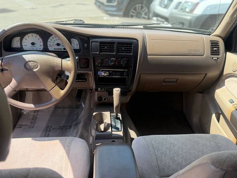Used 2004 Toyota Tacoma PreRunner RWD image 98