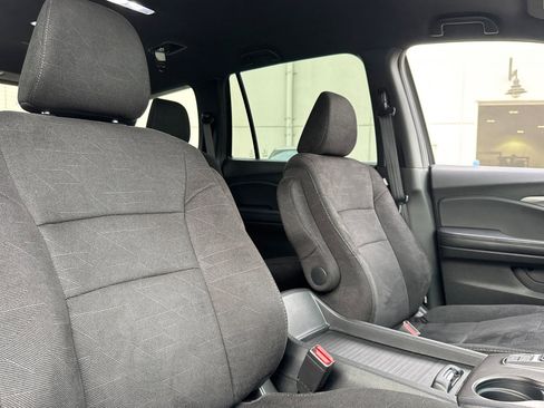Used 2022 Honda Pilot Sport image 30