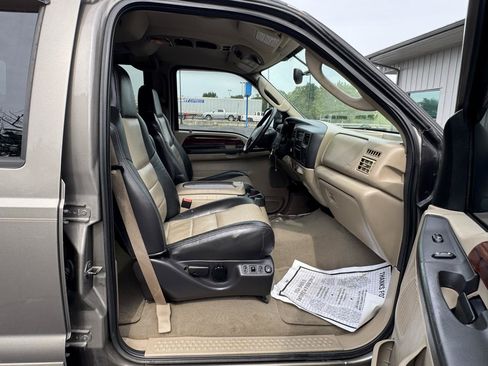 Used 2005 Ford Excursion Eddie Bauer AWD/4WD image 15