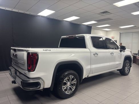 Used 2024 GMC Sierra 1500 SLT image 3