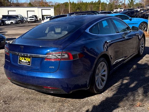 Used 2017 Tesla Model S 90D image 10