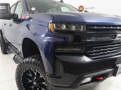 Used 2021 Chevrolet Silverado 1500 LT Trail Boss w/ Convenience Package II image 17