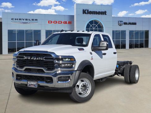 New 2026 RAM 5500 Tradesman w/ Chrome Appearance Group image 1