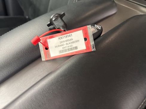 Used 2019 Nissan Murano S image 30