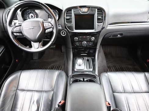Used 2017 Chrysler 300 S image 14