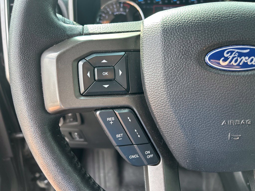 Used 2019 Ford Expedition XLT w/ Equipment Group 202A AWD/4WD image 20