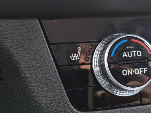 Used 2024 Mitsubishi Outlander SEL AWD/4WD image 29