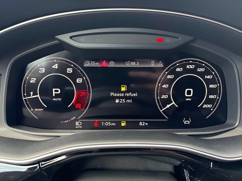 New 2026 Audi RS Q8 performance AWD/4WD image 17