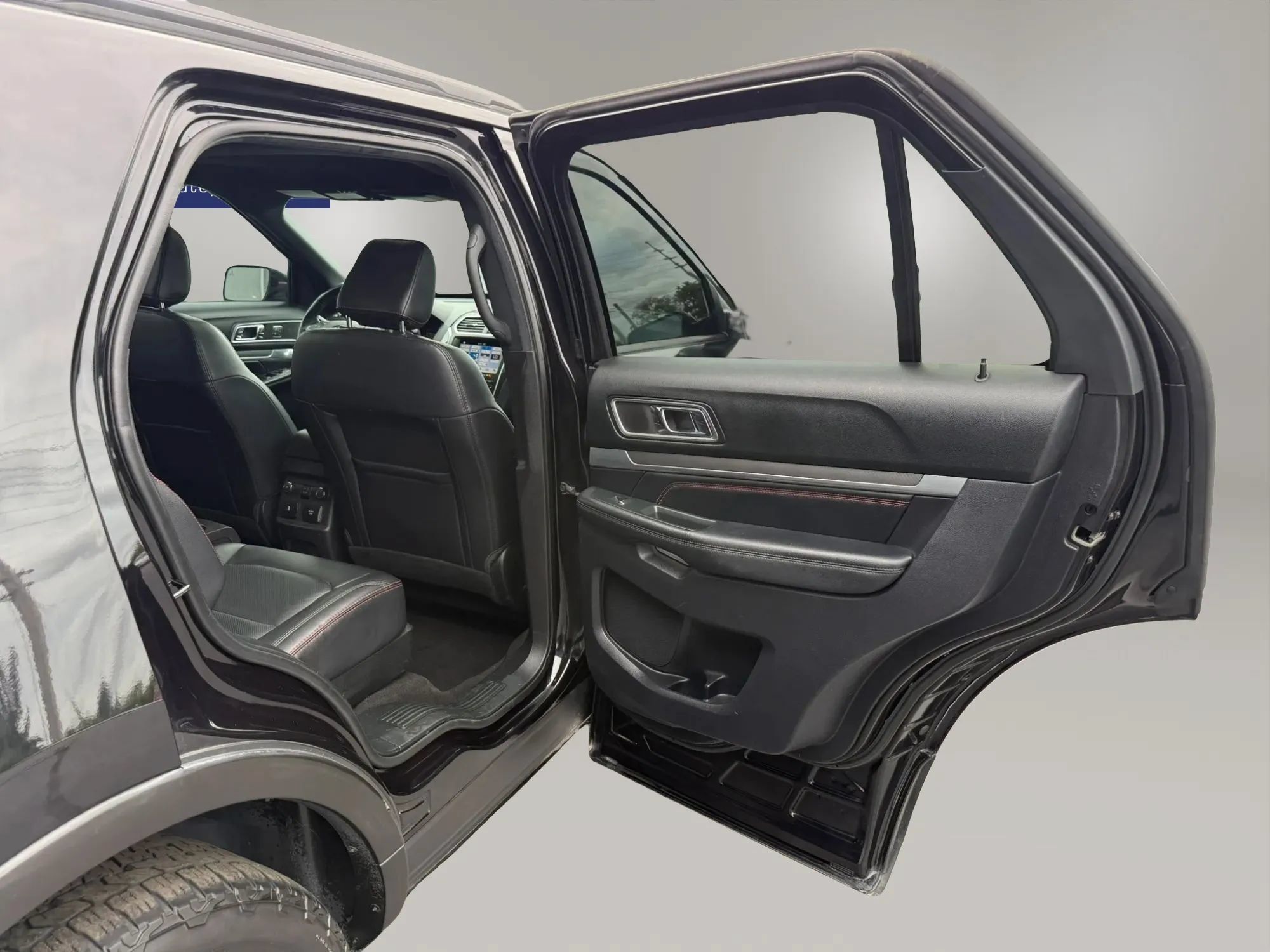 Used 2019 Ford Explorer Sport w/ Equipment Group 401A AWD/4WD image 39