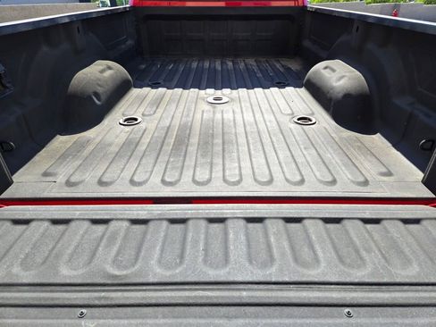 Used 2016 RAM 2500 SLT w/ Snow Chief Group AWD/4WD image 17