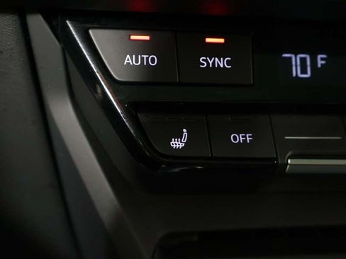 Used 2023 Audi e-tron GT Premium Plus AWD/4WD image 53