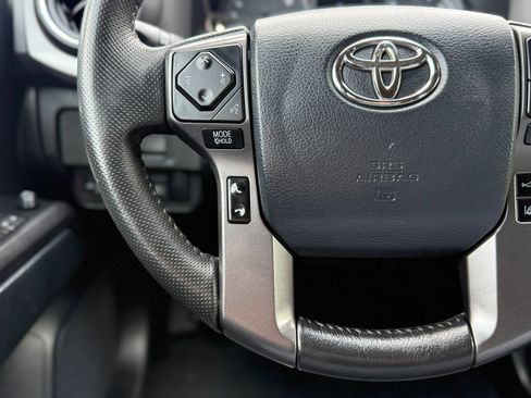 Used 2019 Toyota Tacoma TRD Off-Road w/ Technology Package RWD image 26