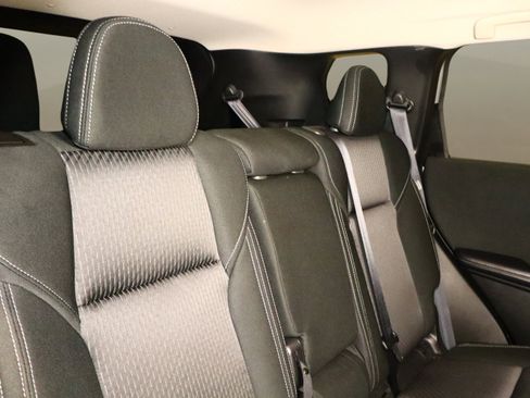 Used 2025 Mitsubishi Outlander ES image 20