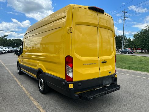 Used 2022 Ford Transit 250 148 High Roof Extended w/ Parcel Delivery Package RWD image 8