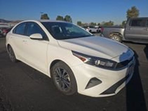 Used 2024 Kia Forte LXS FWD image 24