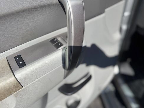 Used 2011 GMC Sierra 1500 W/T image 18