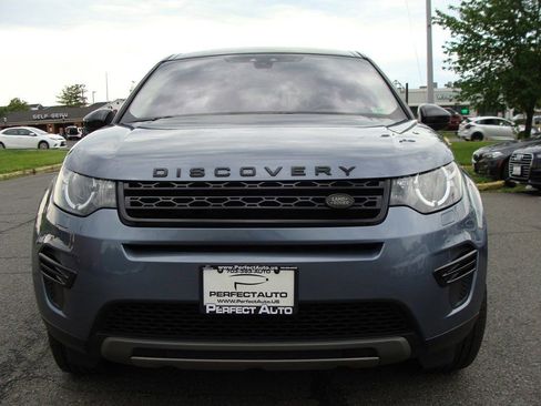 Used 2018 Land Rover Discovery Sport SE image 2