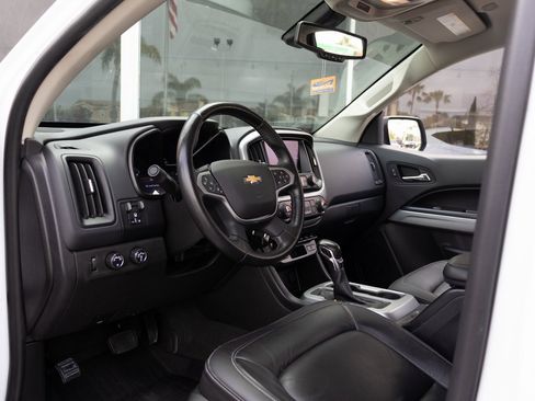 Used 2022 Chevrolet Colorado ZR2 image 17