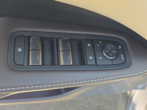 Used 2024 Lexus RX 350 w/ Convenience Package AWD/4WD image 27