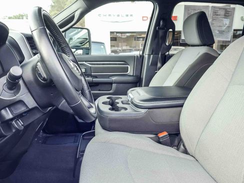 Used 2024 RAM 3500 Big Horn image 13