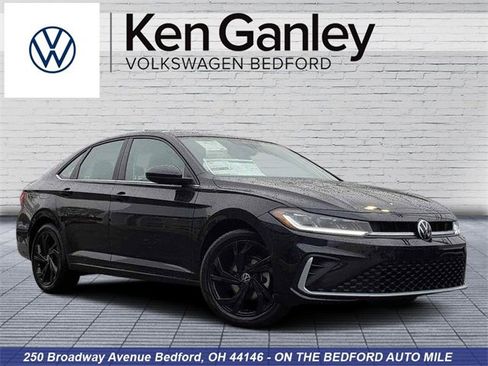 New 2026 Volkswagen Jetta SE image 1