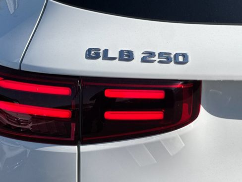 Certified 2026 Mercedes-Benz GLB 250 image 33