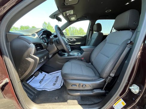 Certified 2023 Chevrolet Traverse LT AWD/4WD image 10