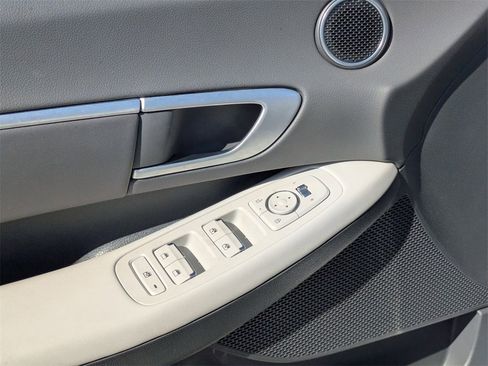 Used 2025 Hyundai Sonata SEL image 16