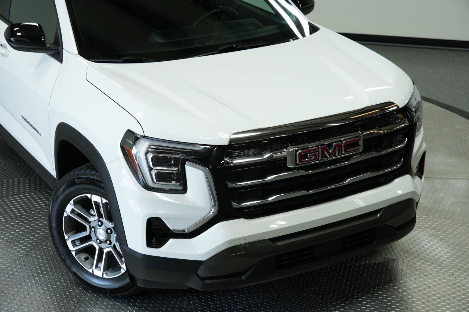Certified 2026 GMC Terrain Elevation FWD image 47