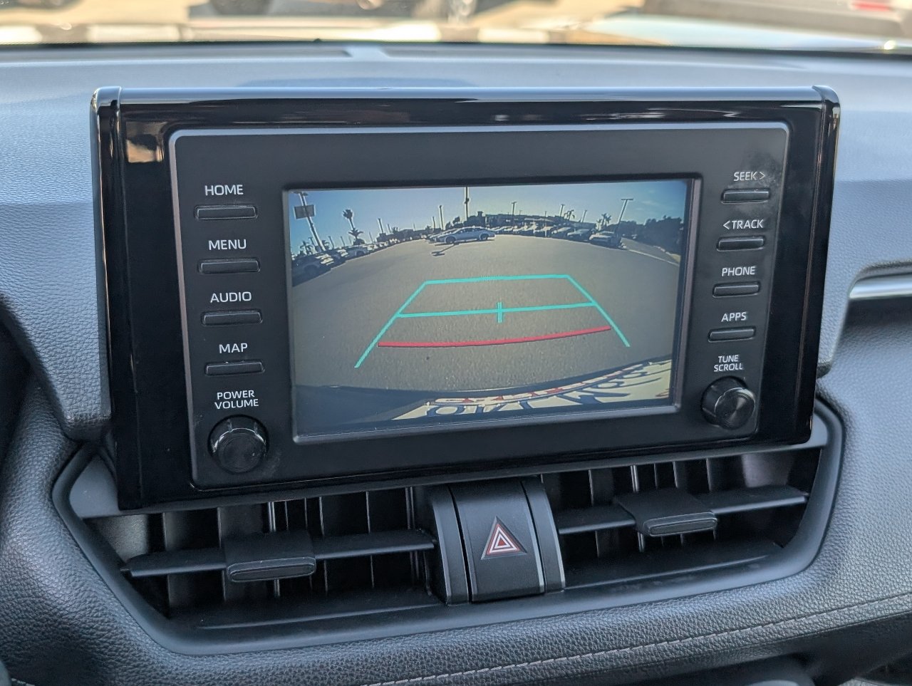 Used 2019 Toyota RAV4 LE w/ Carpet Mat Package FWD image 6