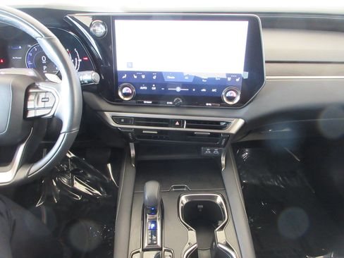 Used 2024 Lexus RX 350 Premium w/ Convenience Package AWD/4WD image 37