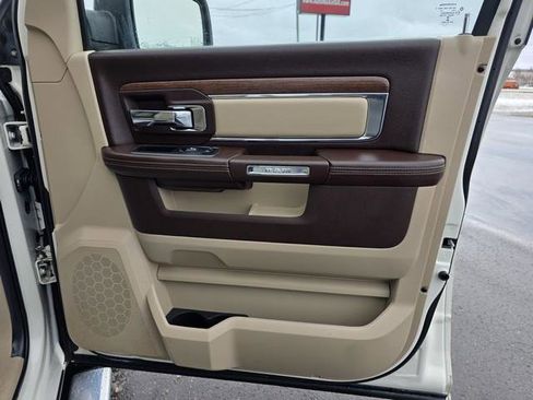 Used 2018 RAM 1500 Laramie image 25