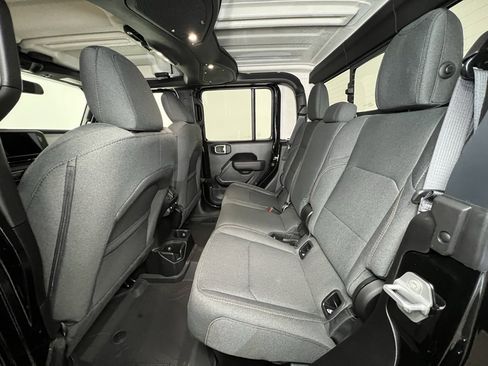 New 2026 Jeep Gladiator Willys image 5