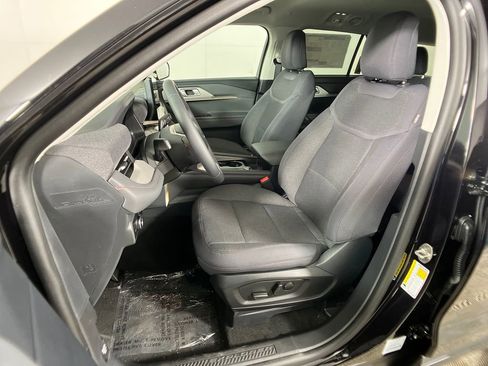 New 2026 Ford Explorer Active image 30