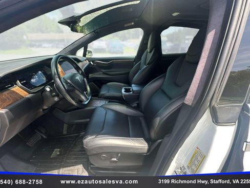 Used 2018 Tesla Model X 75D AWD/4WD image 17