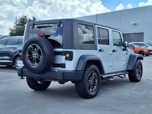 Used 2009 Jeep Wrangler Unlimited X RWD image 8