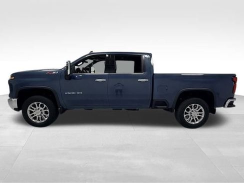 Certified 2025 Chevrolet Silverado 2500 LTZ w/ LTZ Plus Package image 3